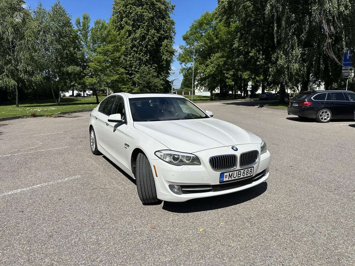 BMW 535, 3.0 l., Седан