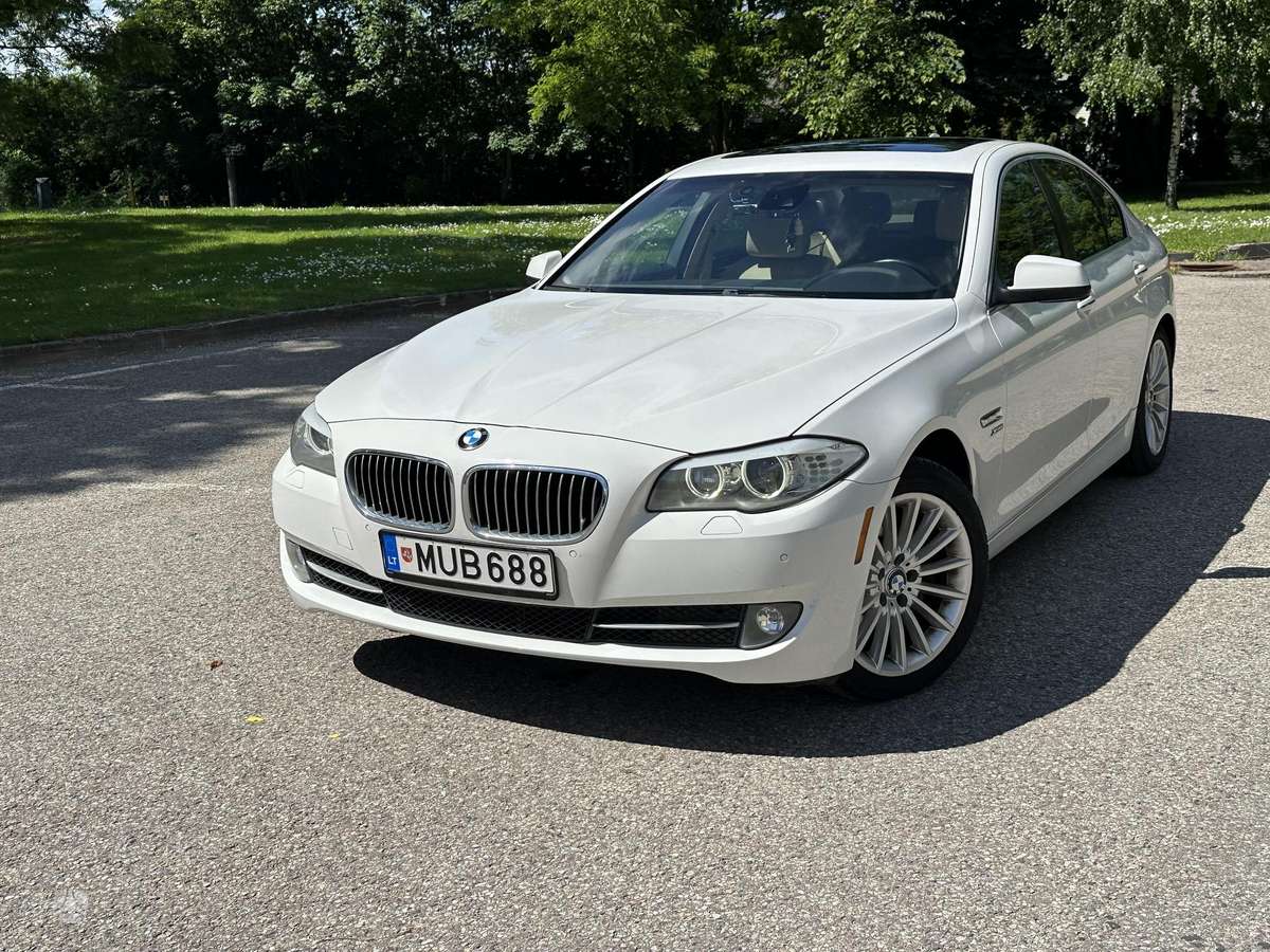 BMW 535, 3.0 l., Седан