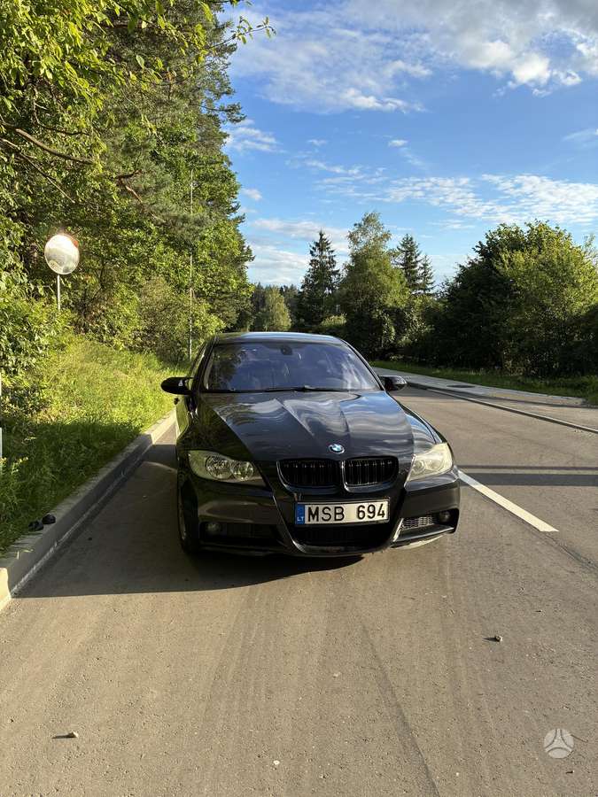 BMW 320, 2.0 l., Седан