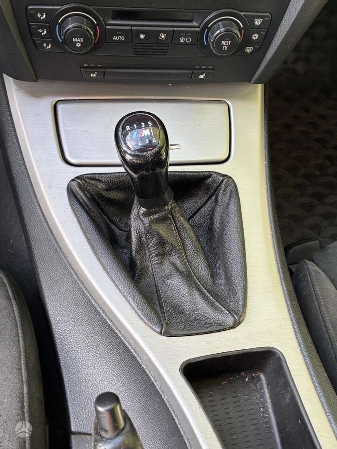 BMW 320, 2.0 l., Седан
