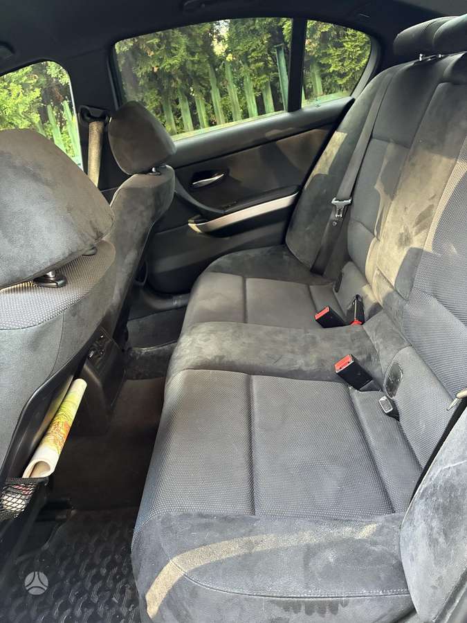 BMW 320, 2.0 l., Седан