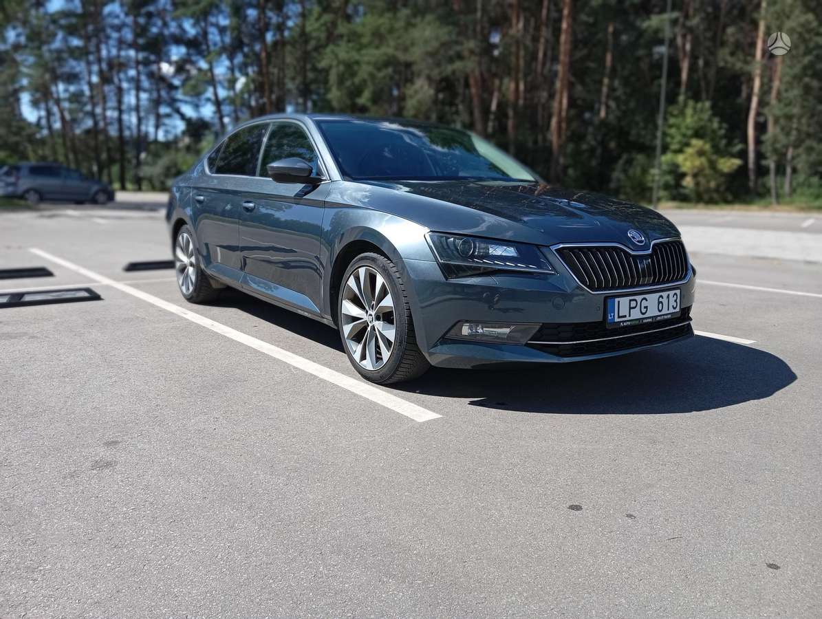 Skoda Superb, 2.0 l., Хэтчбек