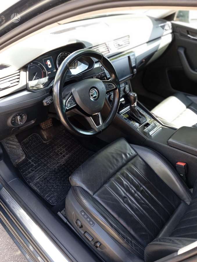 Skoda Superb, 2.0 l., hatchback