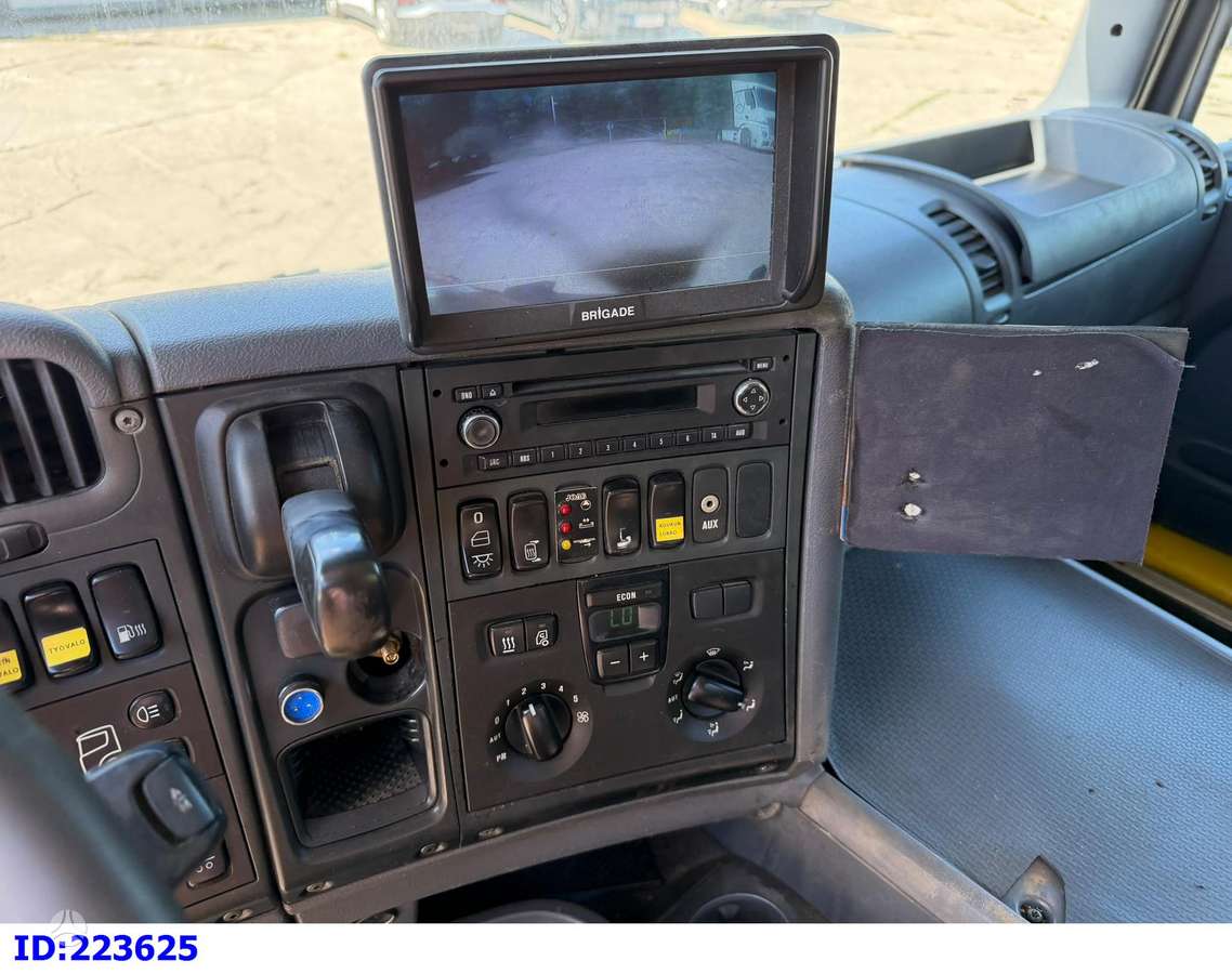 Scania G440 - 8x4 - Steering Axle - Euro5, шасси