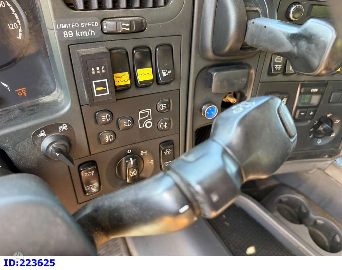 Scania G440 - 8x4 - Steering Axle - Euro5, шасси