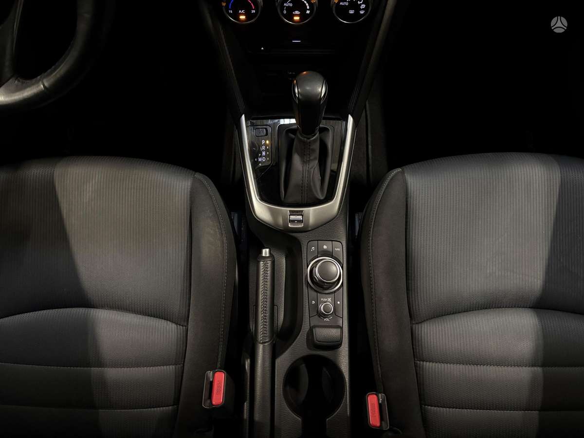 Mazda CX-3, 2.0 l., Внедорожник / Кроссовер