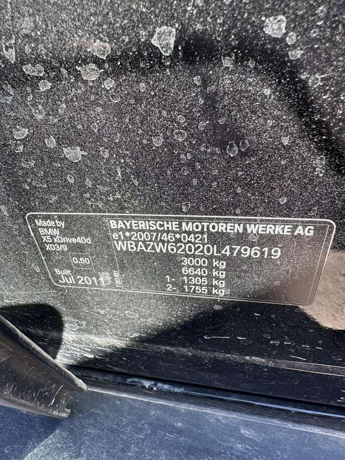 BMW X5 по частям. Detaliu pristatymas
