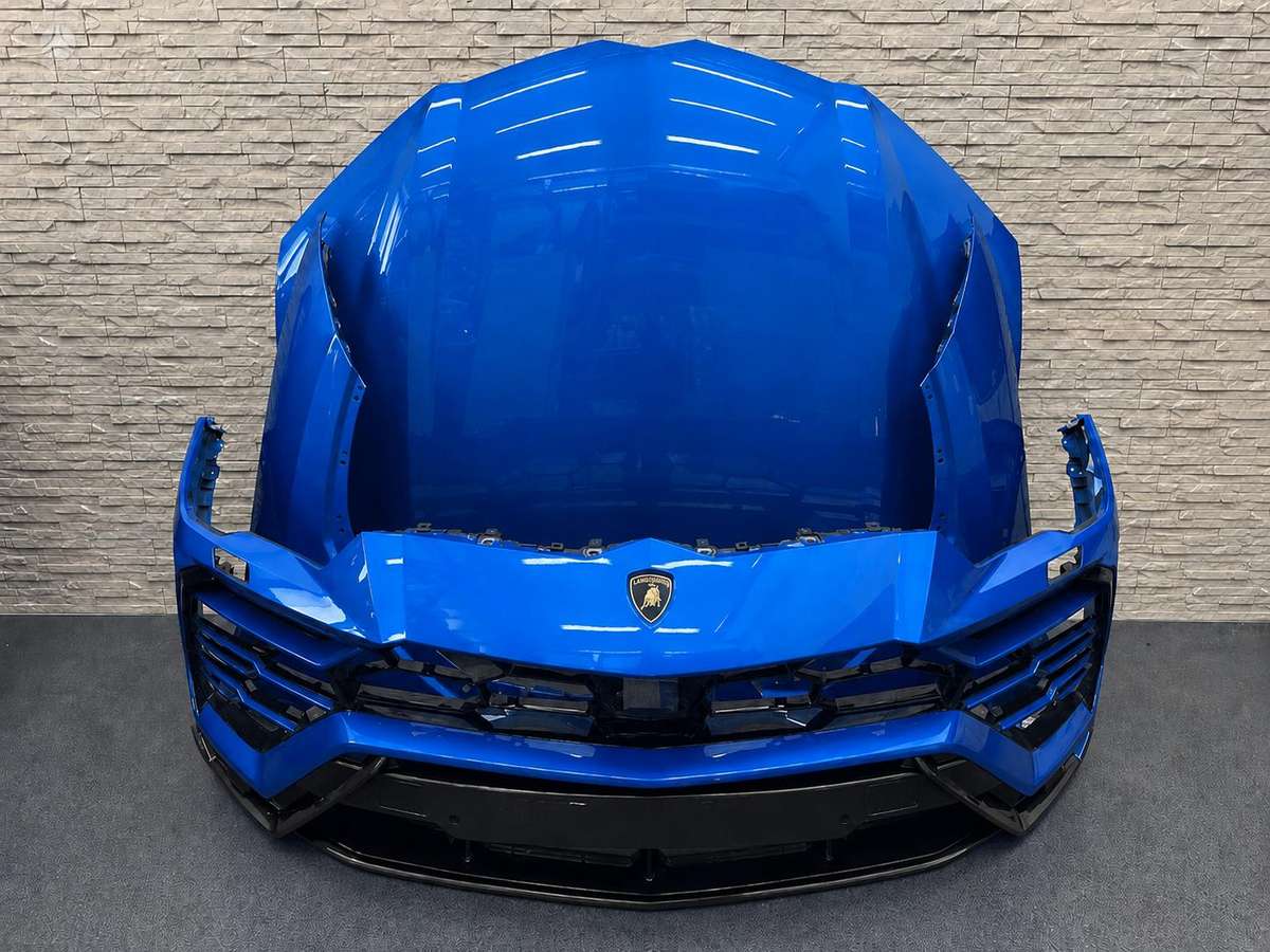 Lamborghini Urus kėbulo dalys