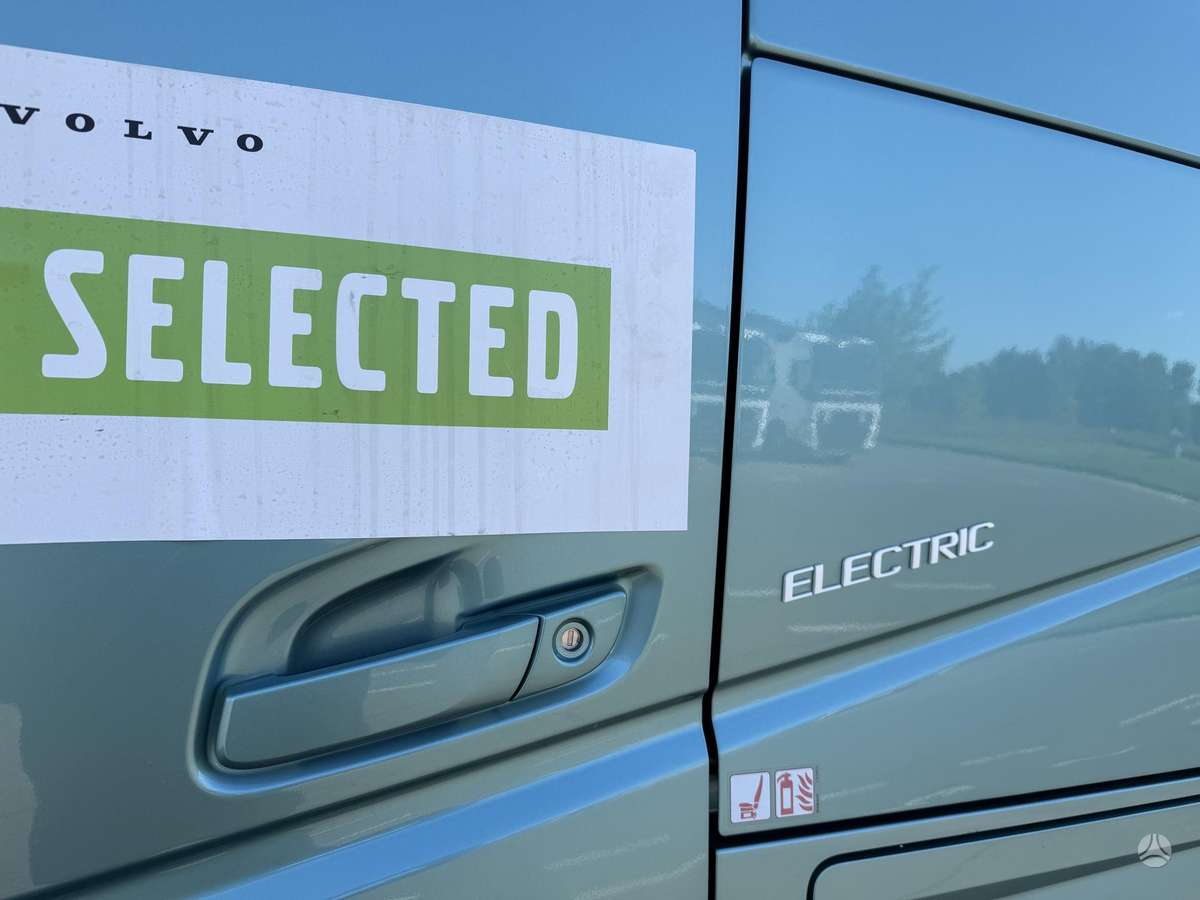 Volvo FHE 490kW Globetrotter, single sleeper