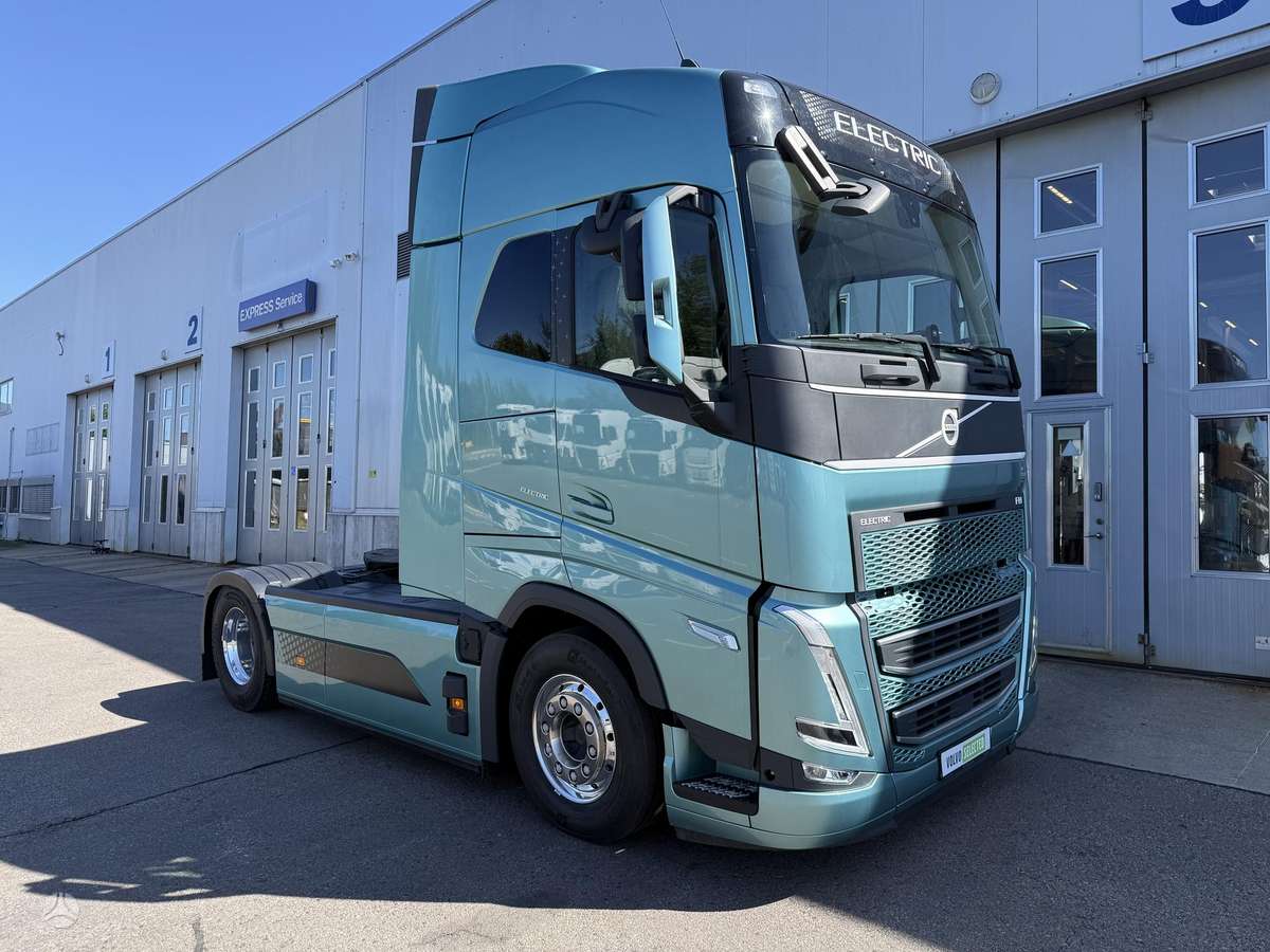 Volvo FHE 490kW Globetrotter, single sleeper