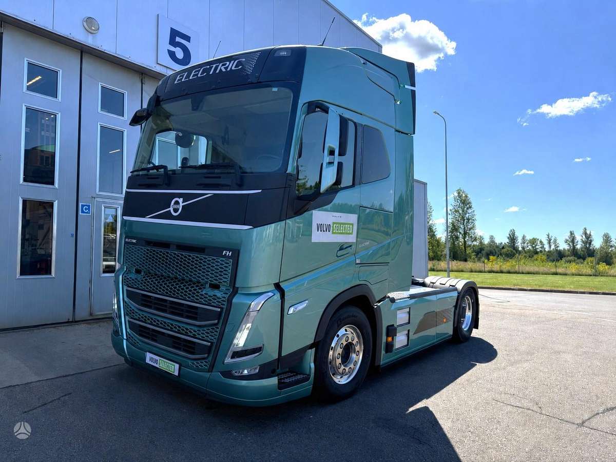 Volvo FHE 490kW Globetrotter, single sleeper