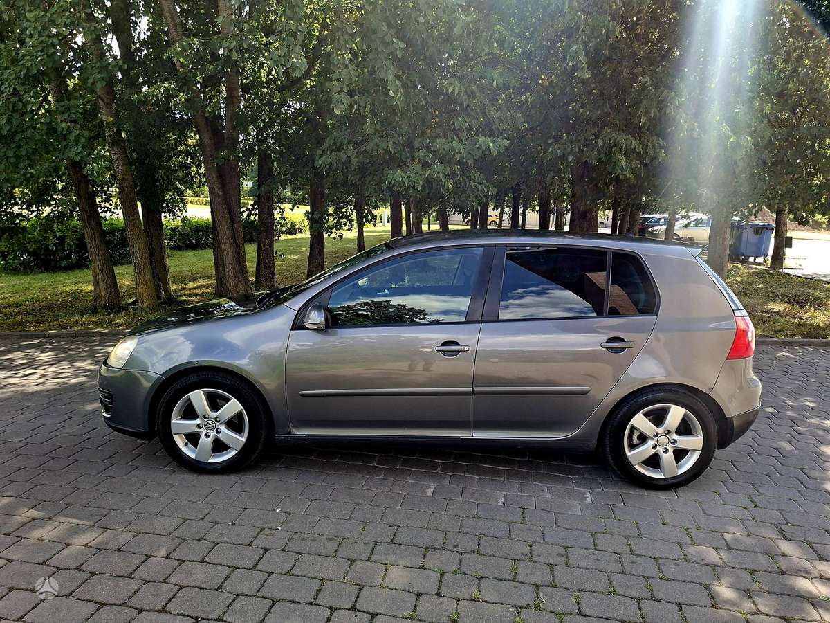 Volkswagen Golf - 7