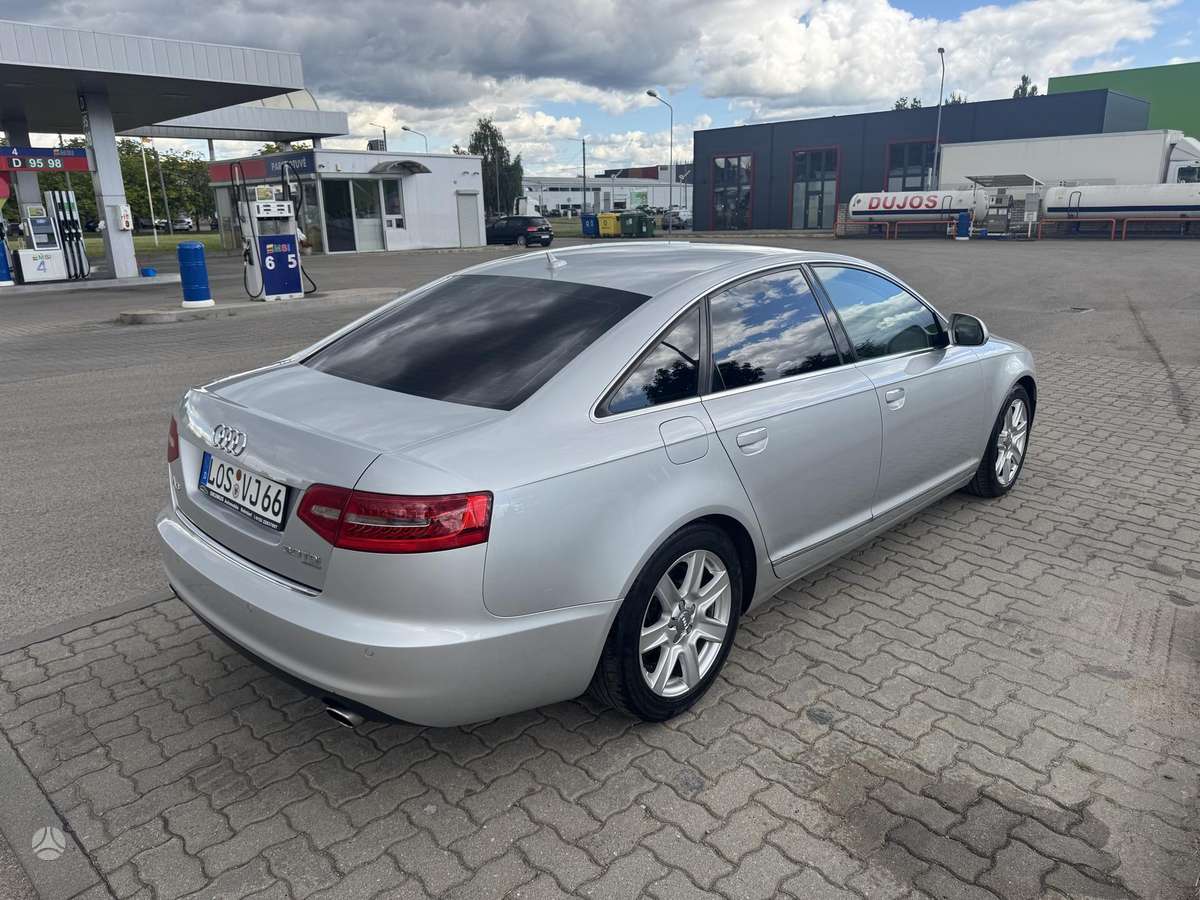 Audi A6, 3.0 l., Седан