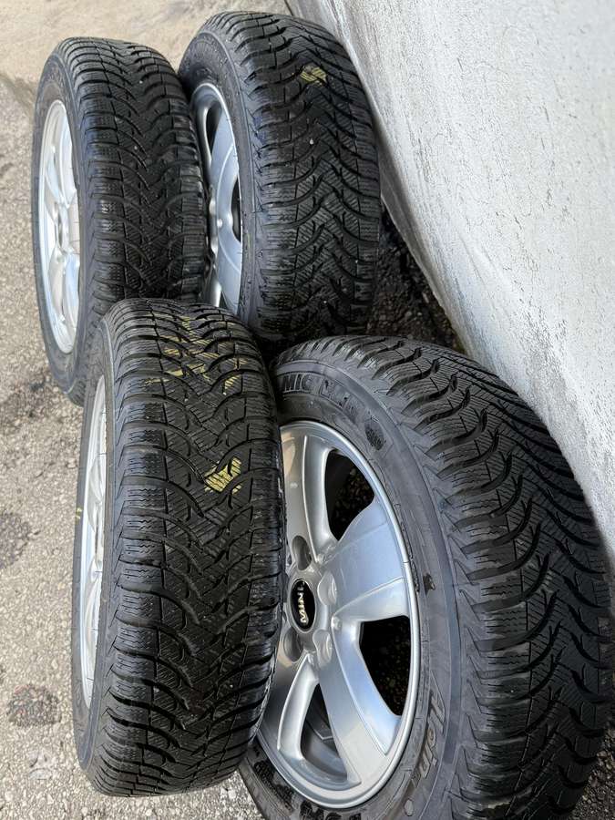 MINI Cooper, lengvojo lydinio, R15