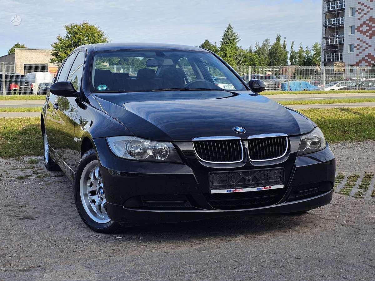 BMW 320, 2.0 l., Седан