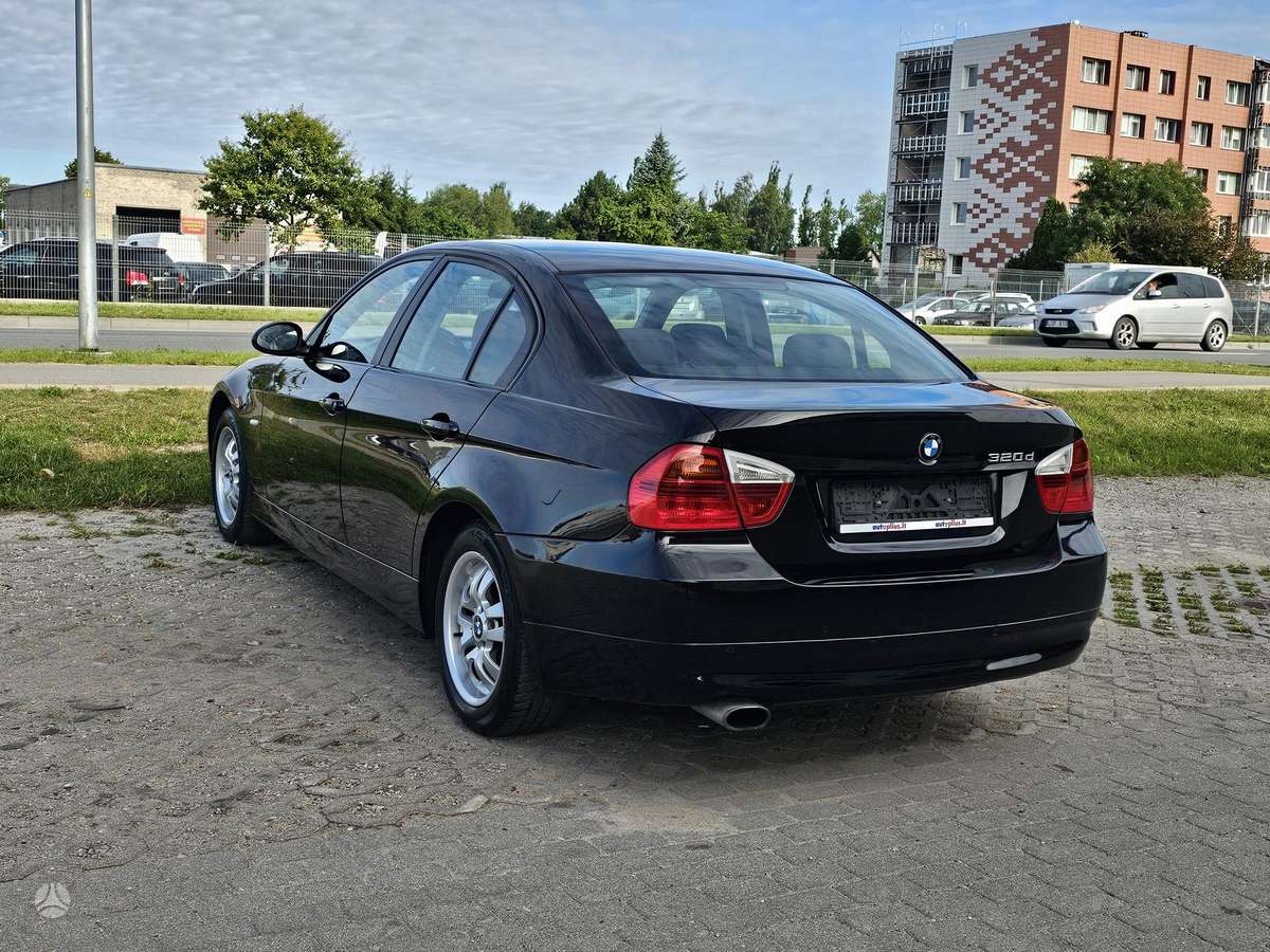 BMW 320, 2.0 l., Седан