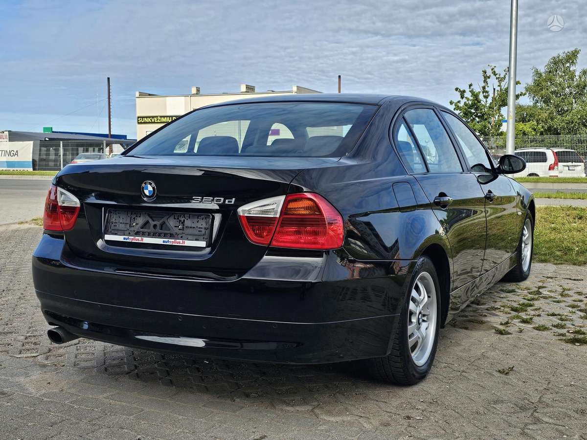BMW 320, 2.0 l., Седан