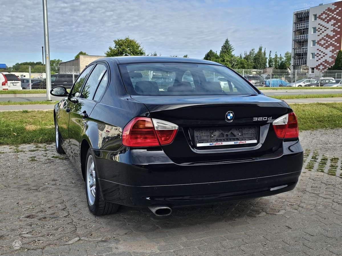 BMW 320, 2.0 l., Седан
