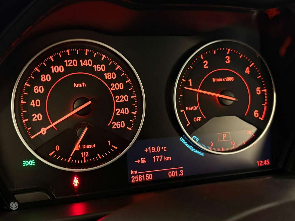 BMW 120, 2.0 l., hatchback