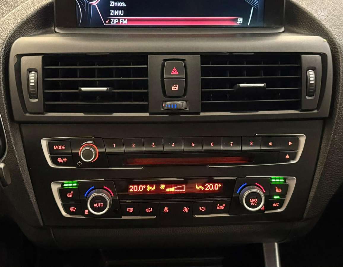 BMW 120, 2.0 l., hatchback