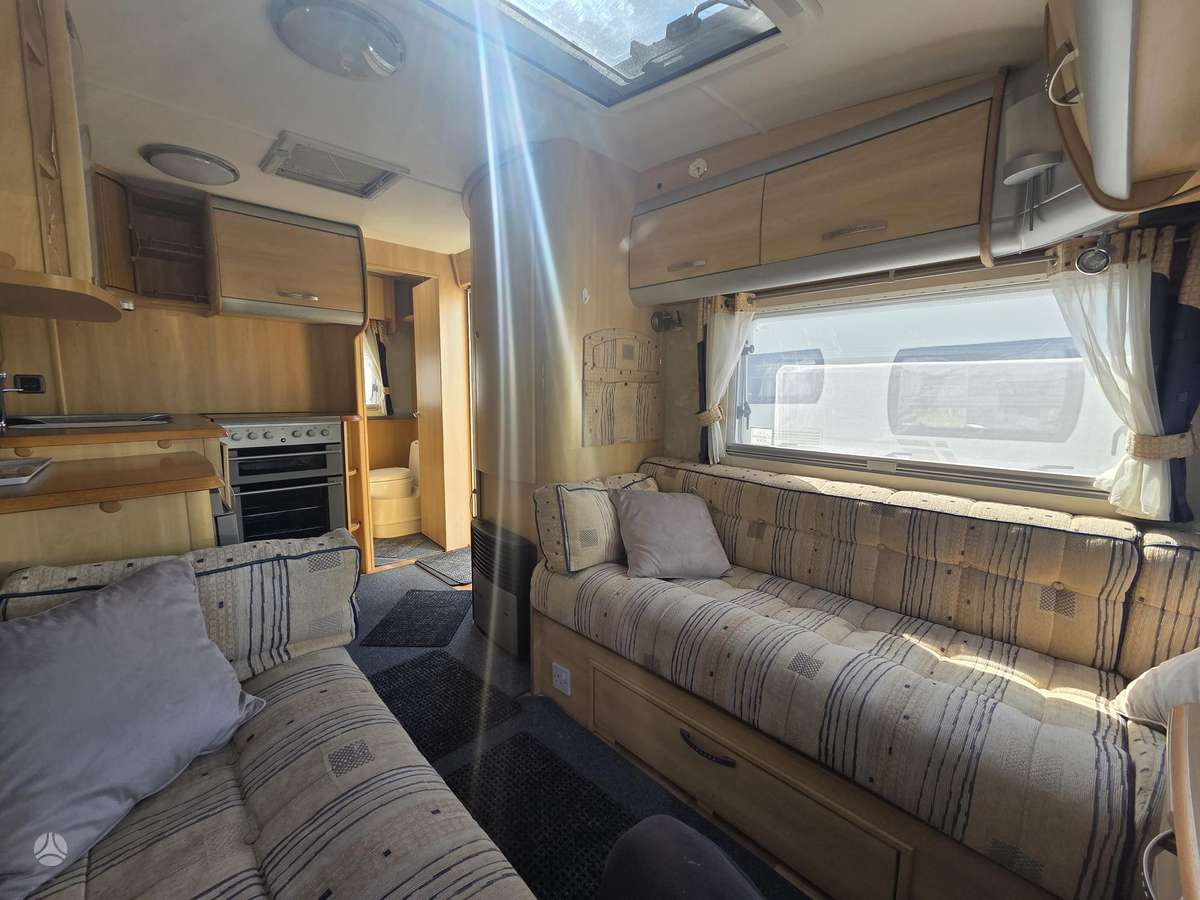 Sterling Eccles, кемперы