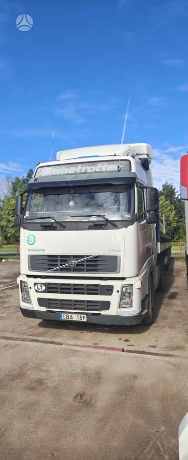 Volvo Fh12, single sleeper