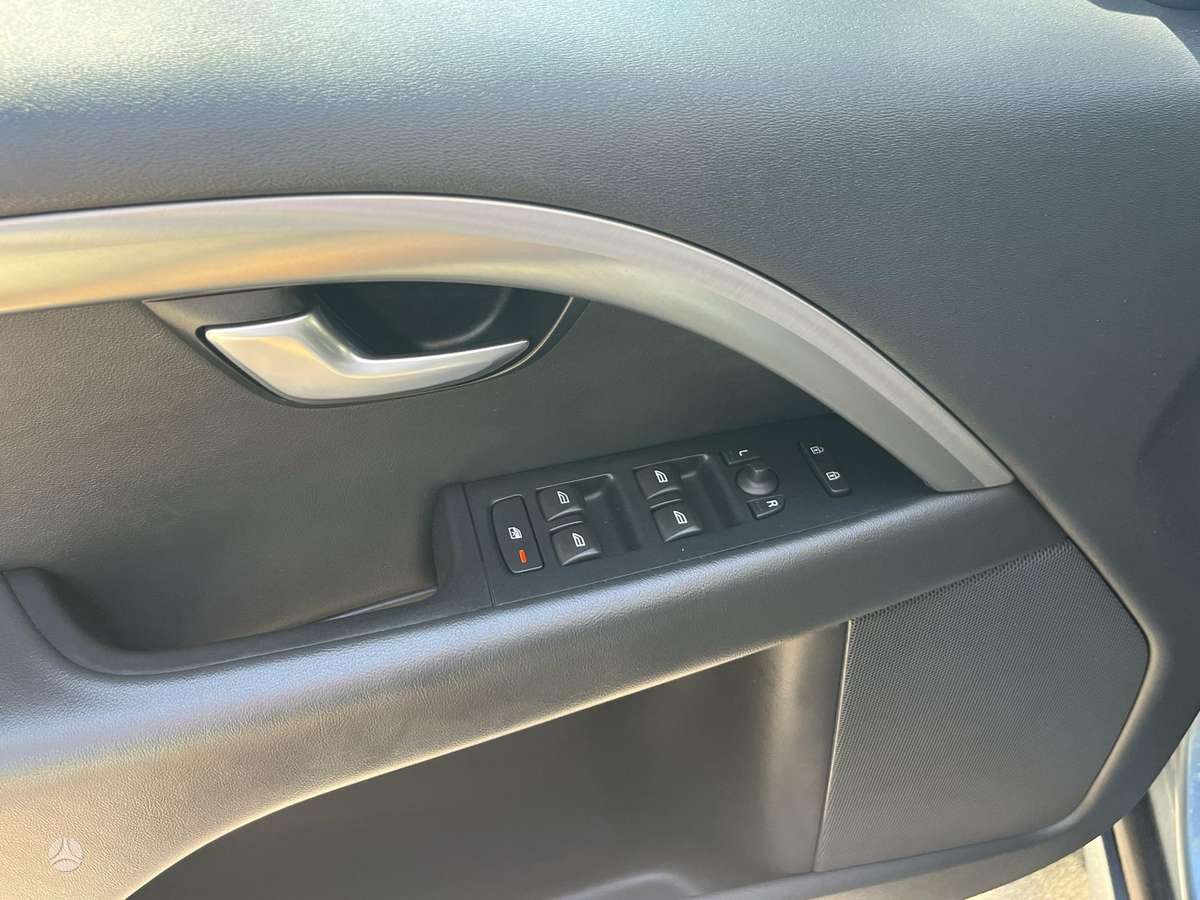 Volvo V70, 1.6 l., Универсал