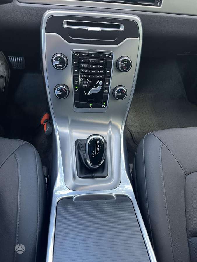 Volvo V70, 1.6 l., Универсал