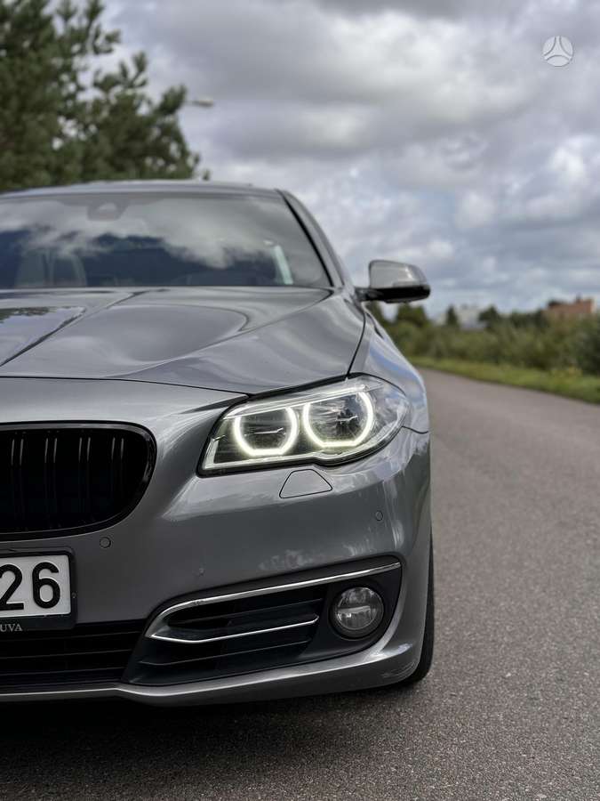 BMW 520, 2.0 l., Седан