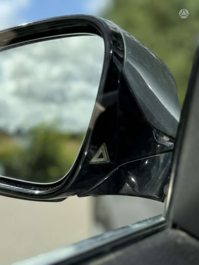BMW 520, 2.0 l., Седан