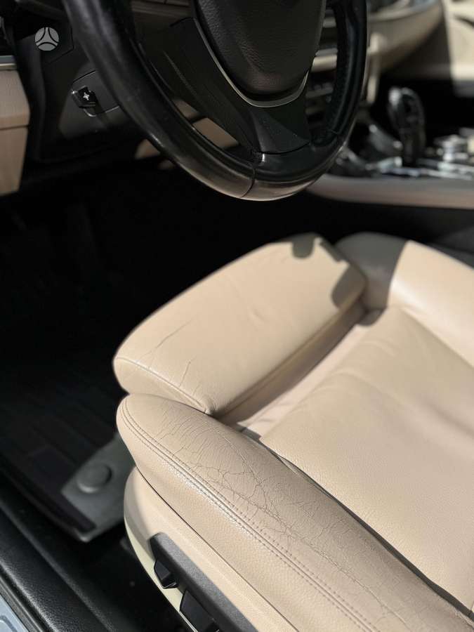 BMW 520, 2.0 l., Седан