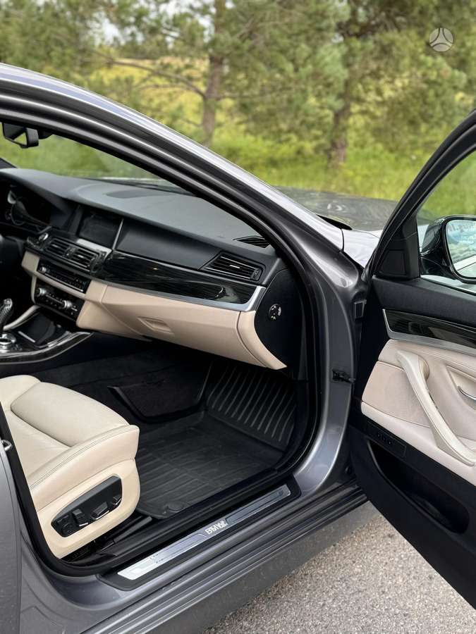 BMW 520, 2.0 l., Седан