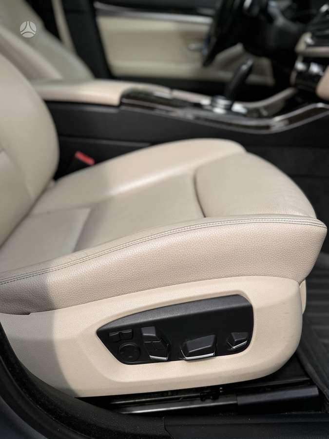 BMW 520, 2.0 l., Седан
