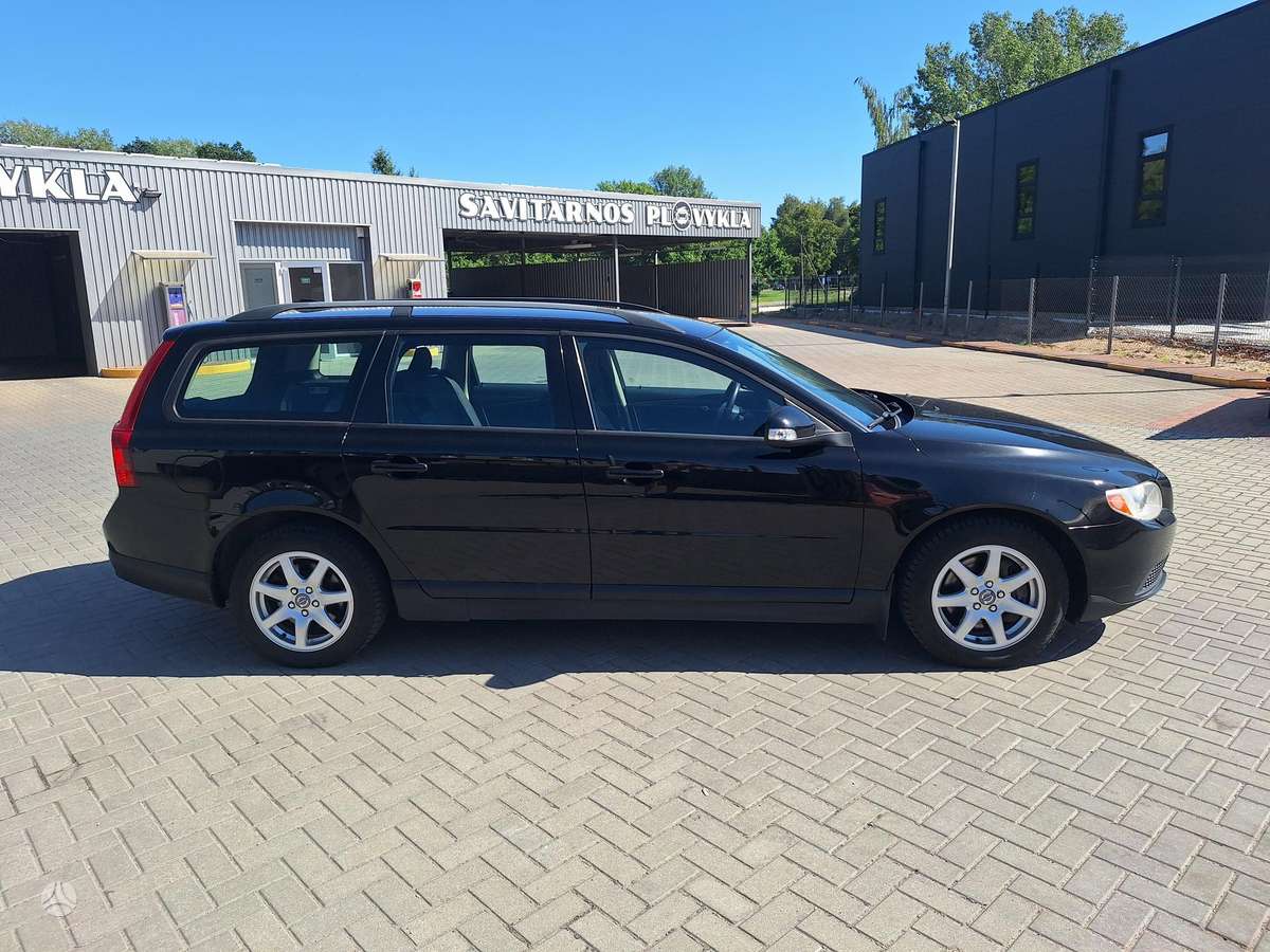 Volvo V70, 2.4 l., wagon