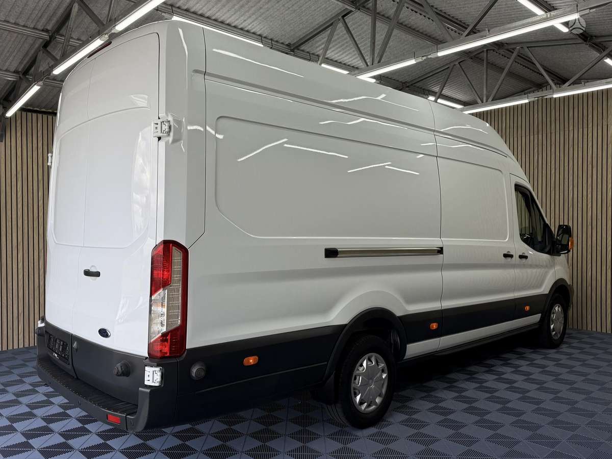 Ford Transit, 2.2 l., cargo van