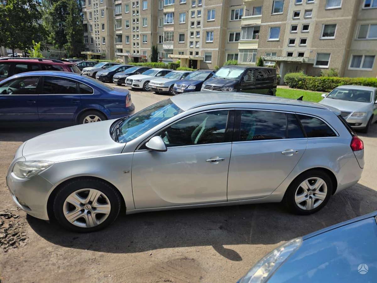 Opel Insignia, 2.0 l., wagon