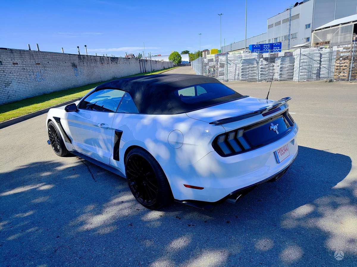 Ford Mustang, 3.7 l., kabrioletas