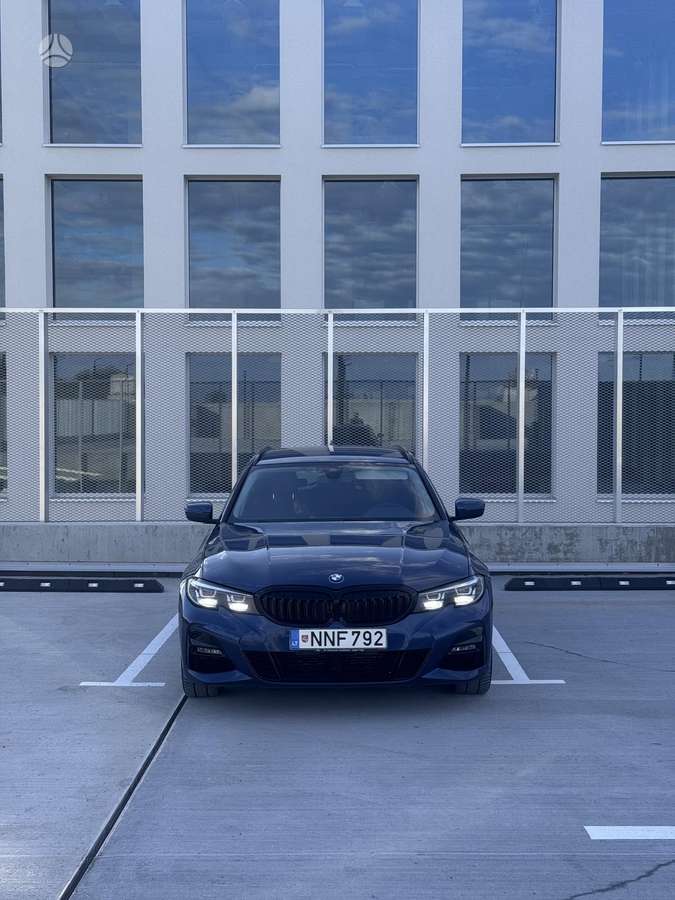BMW 320, Универсал