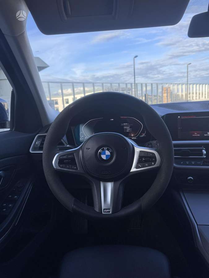 BMW 320, Универсал
