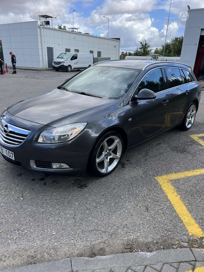 Opel Insignia, 2.0 l., Универсал