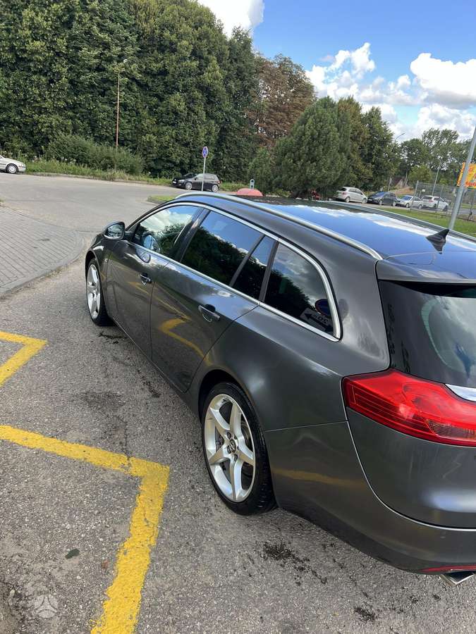 Opel Insignia, 2.0 l., Универсал
