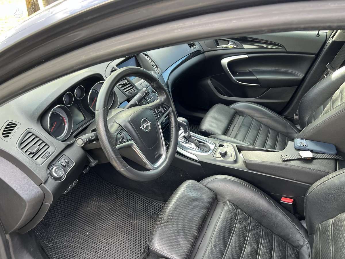Opel Insignia, 2.0 l., Универсал