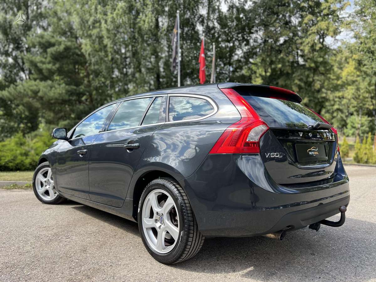 Volvo V60, 2.0 l., Универсал