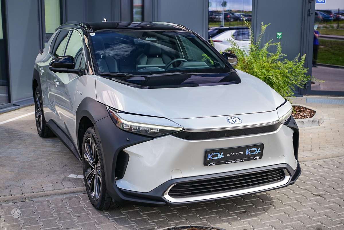 Toyota bZ4X - 2