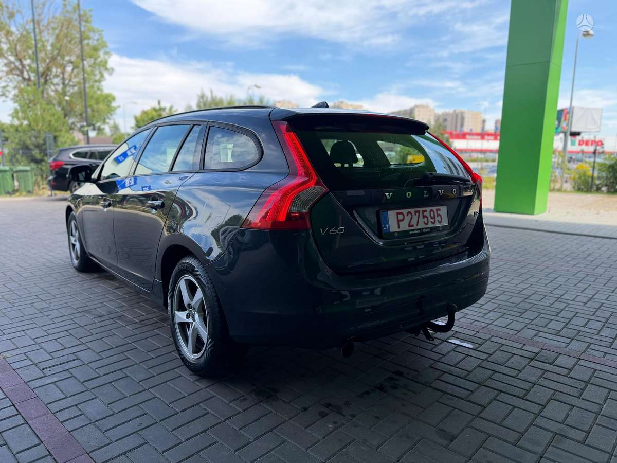 Volvo V60, 1.6 l., Хэтчбек