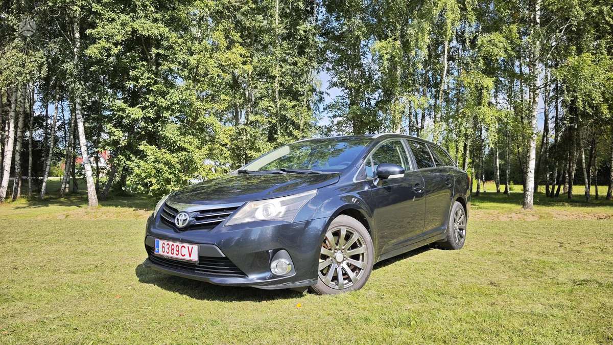 Toyota Avensis - 2