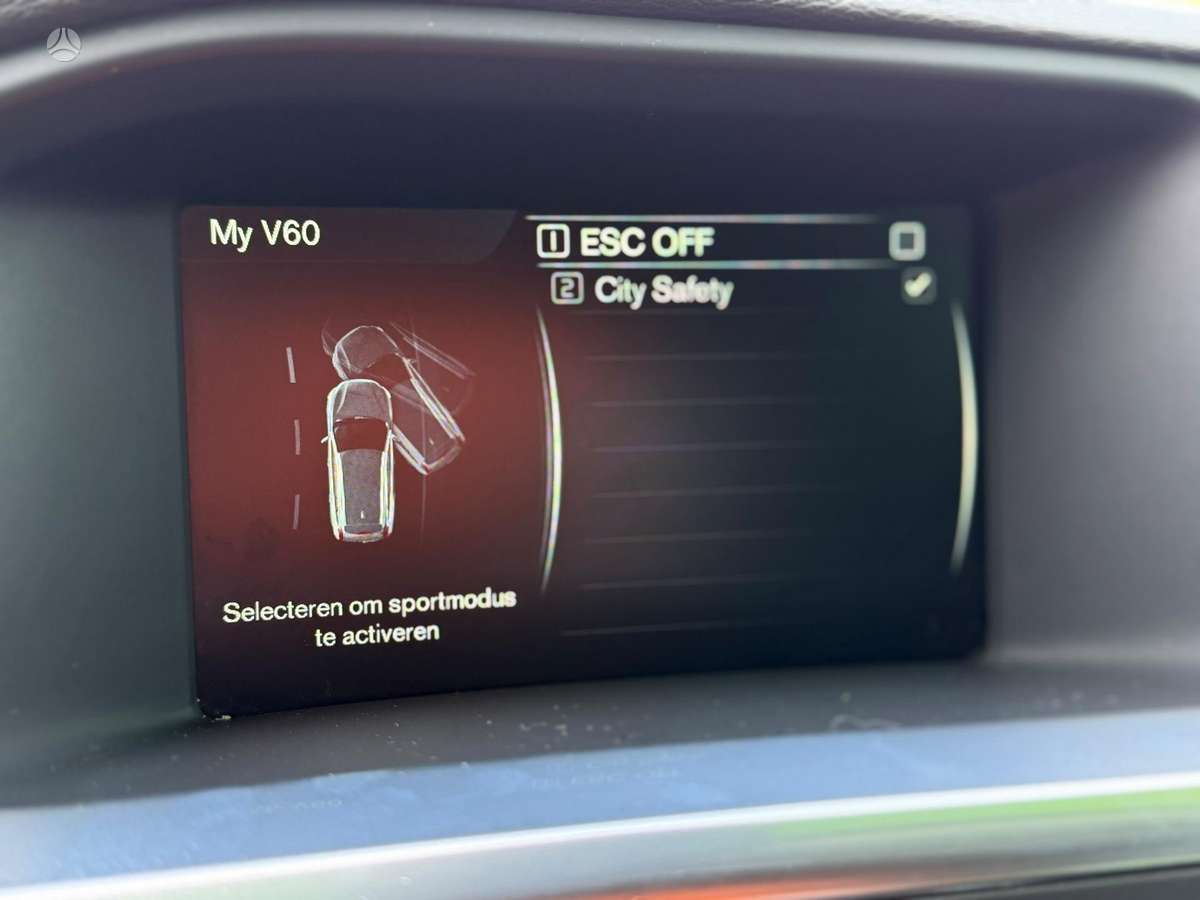 Volvo V60, 1.6 l., hatchback