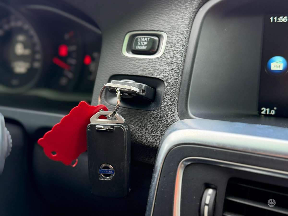 Volvo V60, 1.6 l., hatchback