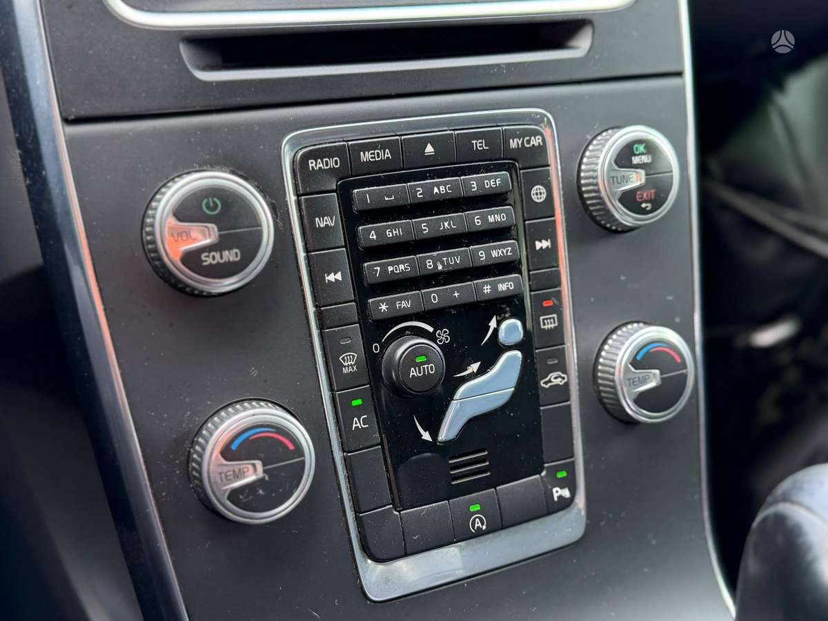 Volvo V60, 1.6 l., hatchback