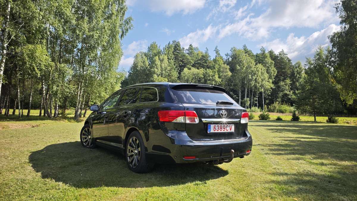Toyota Avensis - 6